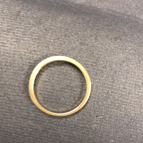 10k gold Diamond Ring - Picture 5 of 8